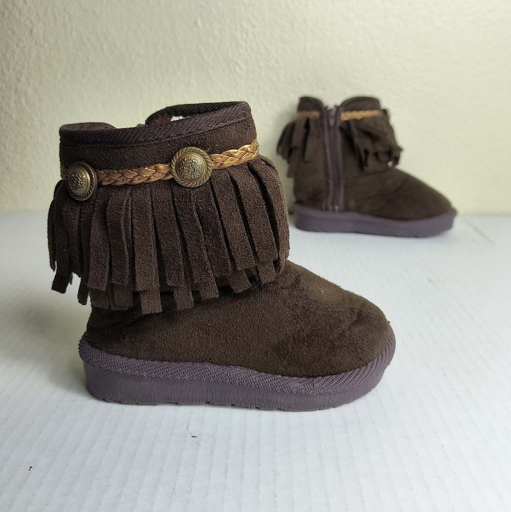 Ositos Brown Suede Fringe Ankle Boots Baby Size 5 Western